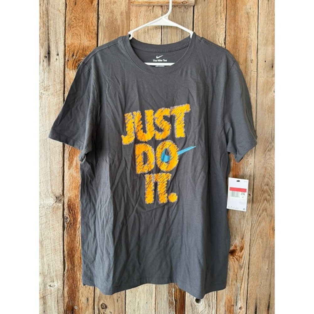 Nike Just Do It Gray Large t-shirt The Nike Tee New with Tag
